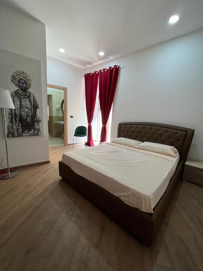 In Piazzetta Bed and Breakfast Napels Buitenkant foto